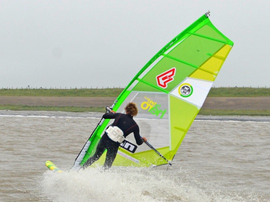 windsurf-techniek-gijpen-voet-wissel-0