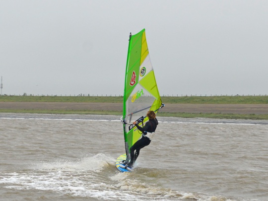 windsurf-techniek-gijpen-mast-hand-1