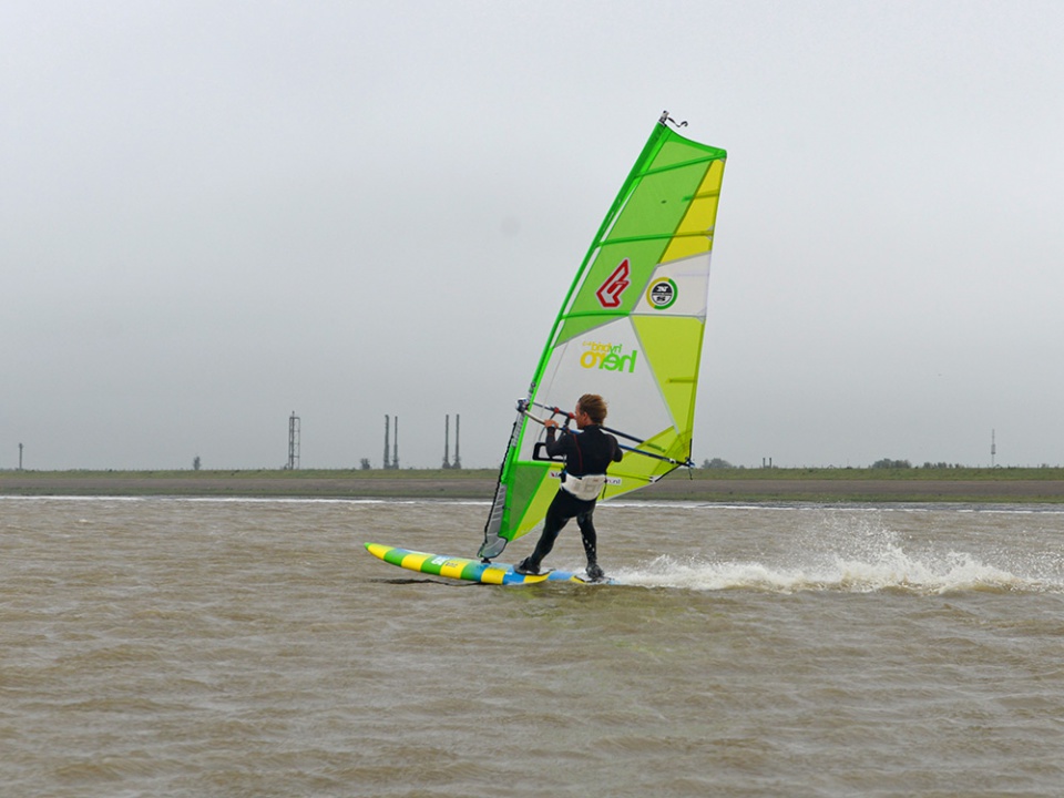 niek-van-der-linde-2017-maart-windsurf